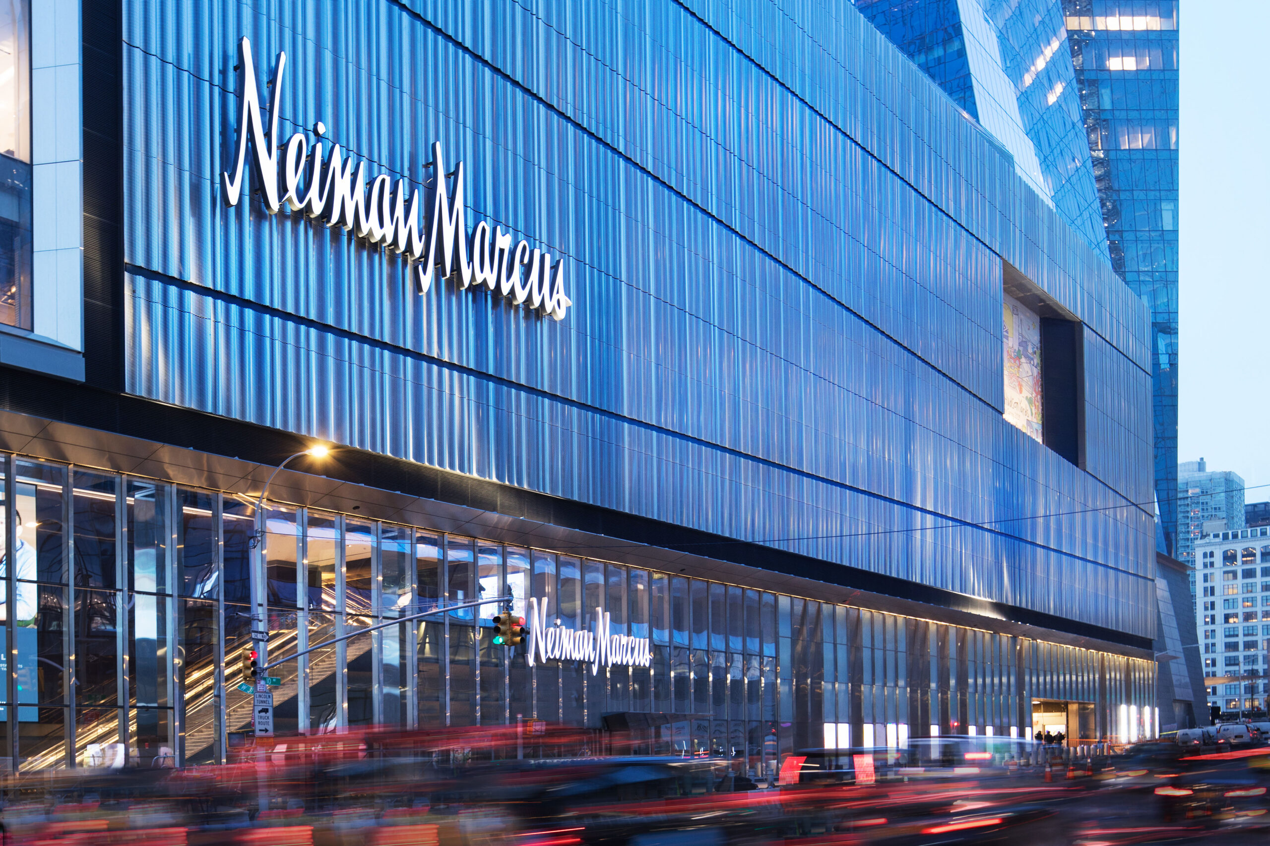 Neiman marcus discount bankruptcy pension