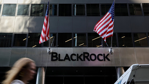 BlackRock’s China unit raises $1bn in maiden mutual fund