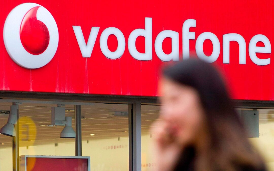 Oaktree, Varde propose up to $2.5 billion investment in Vodafone Idea