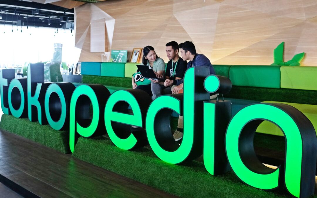 Gojek, Tokopedia in $18 billion merger talks for Indonesia’s biggest deal