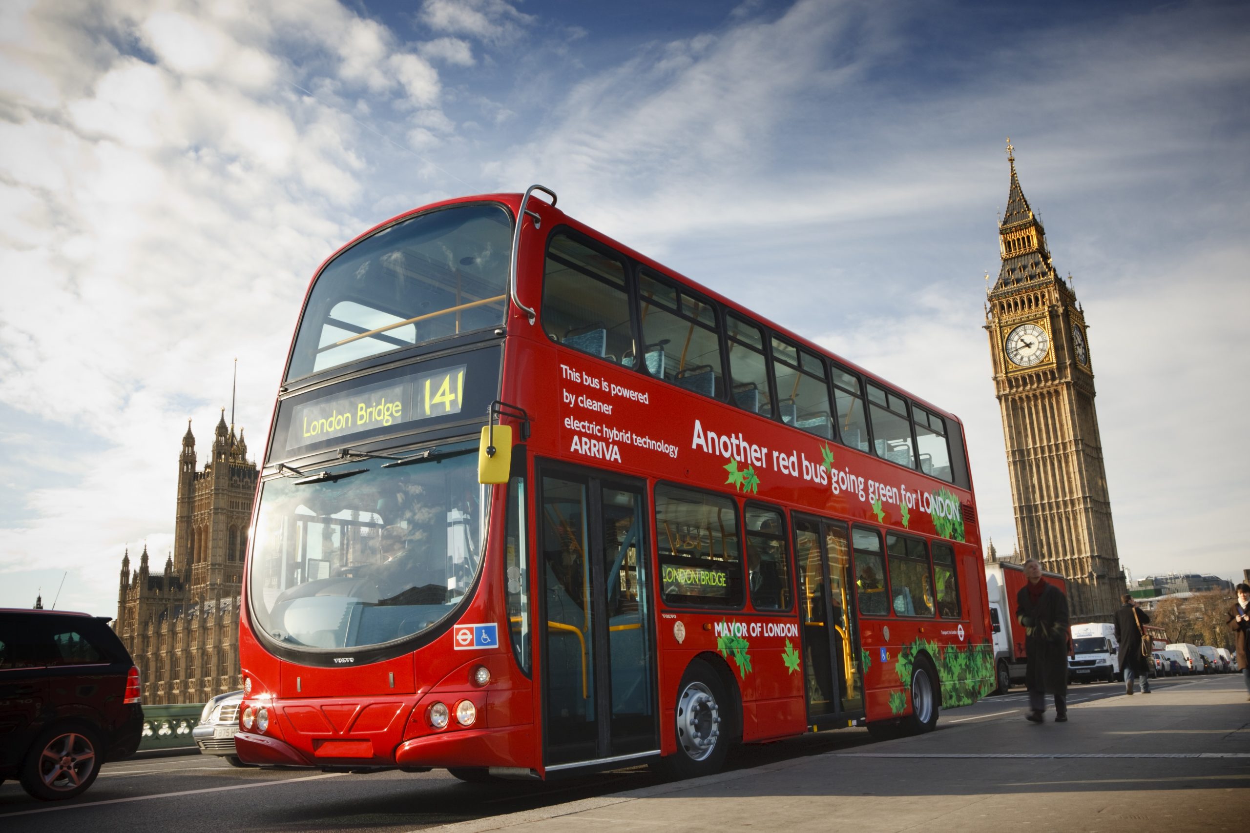 Double decker. Double Decker Bus презентация. London is famous for its. Double Deckers symbol of London. Tour around London.