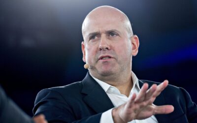 Ex-Goldman President Schwartz Is Top Contender for Carlyle CEO