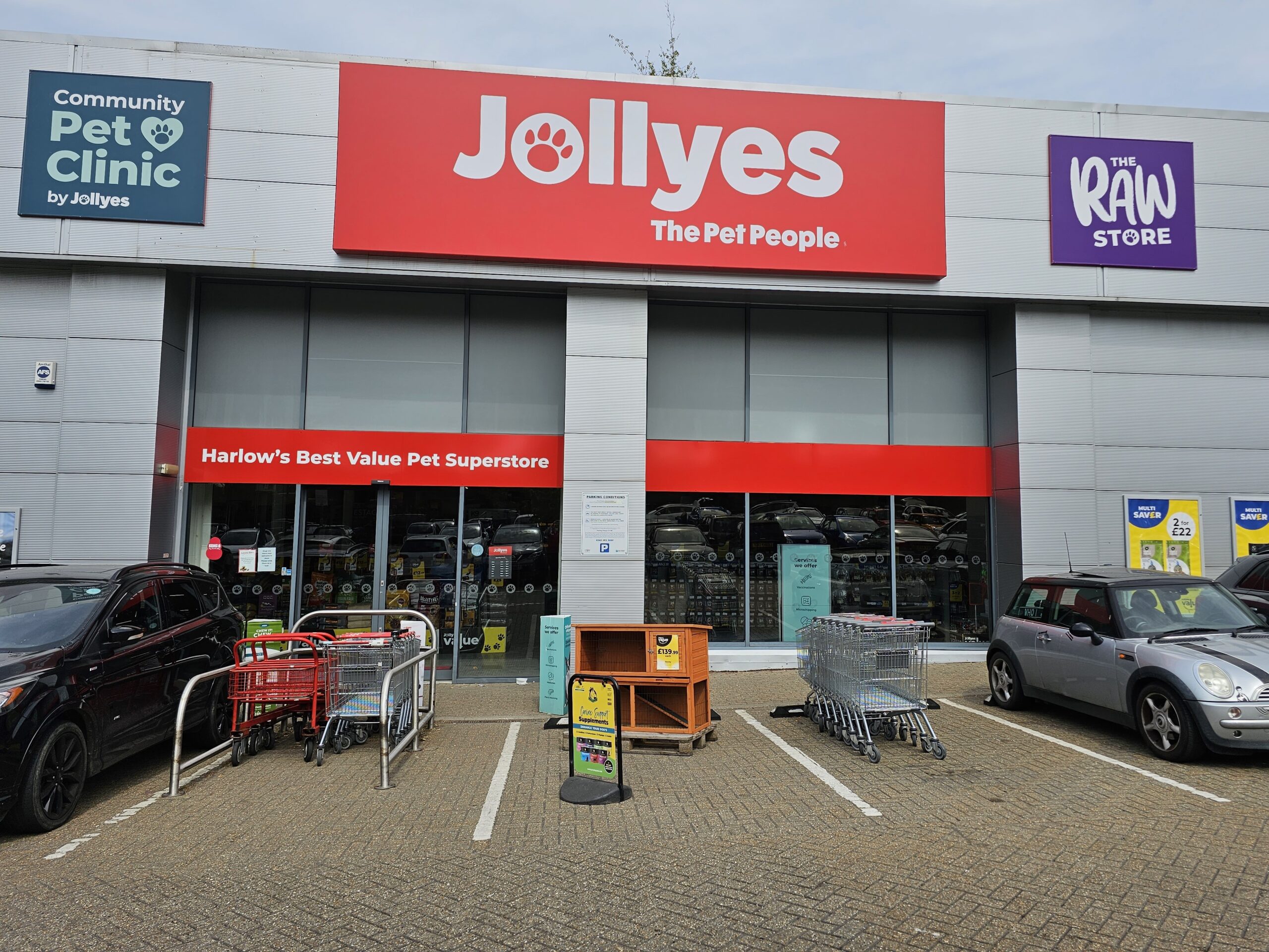 Jollyes pet best sale food store