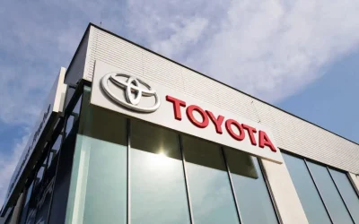 Elliott lifts Toyota Industries stake in bid to block management buyout